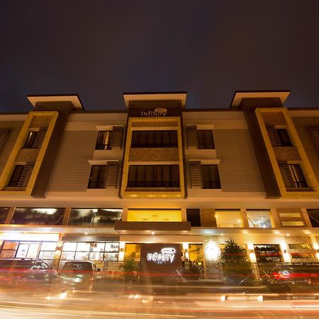 Infinity Suites Davao Zewnętrze zdjęcie
