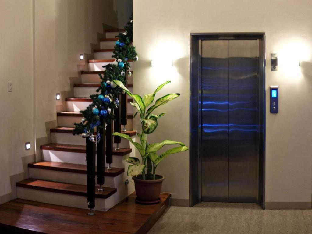 Infinity Suites Davao Zewnętrze zdjęcie