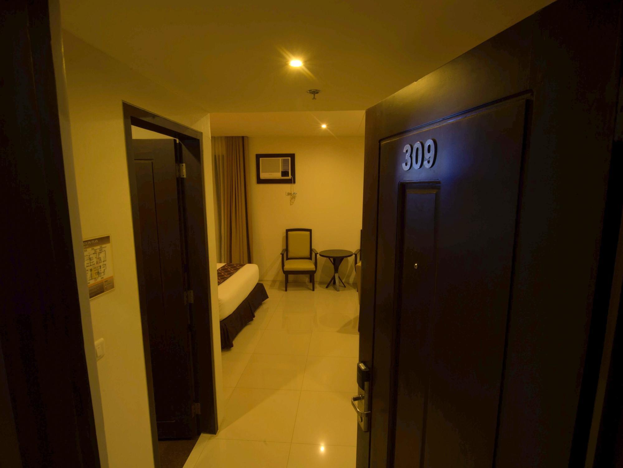 Infinity Suites Davao Zewnętrze zdjęcie