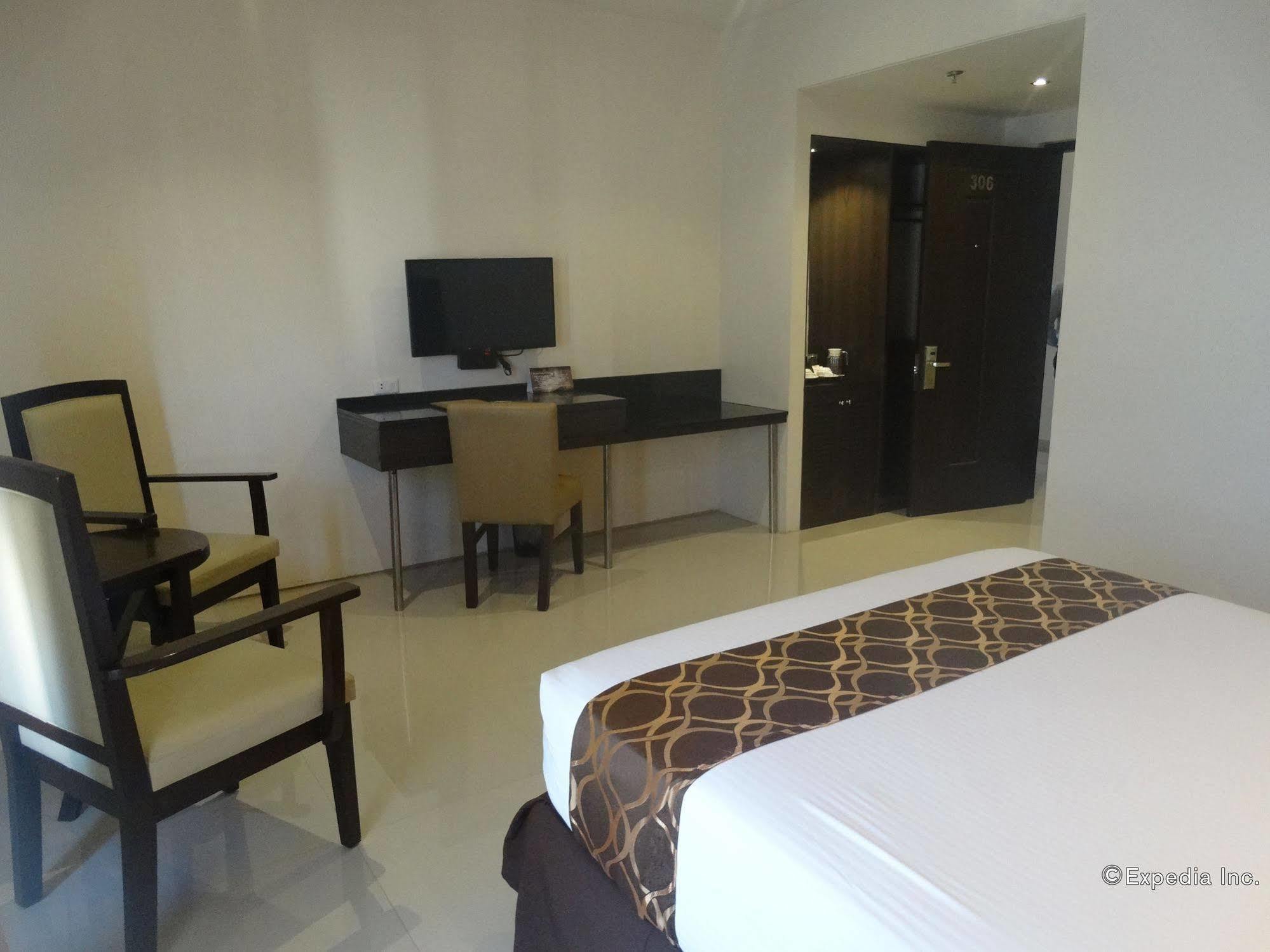 Infinity Suites Davao Zewnętrze zdjęcie