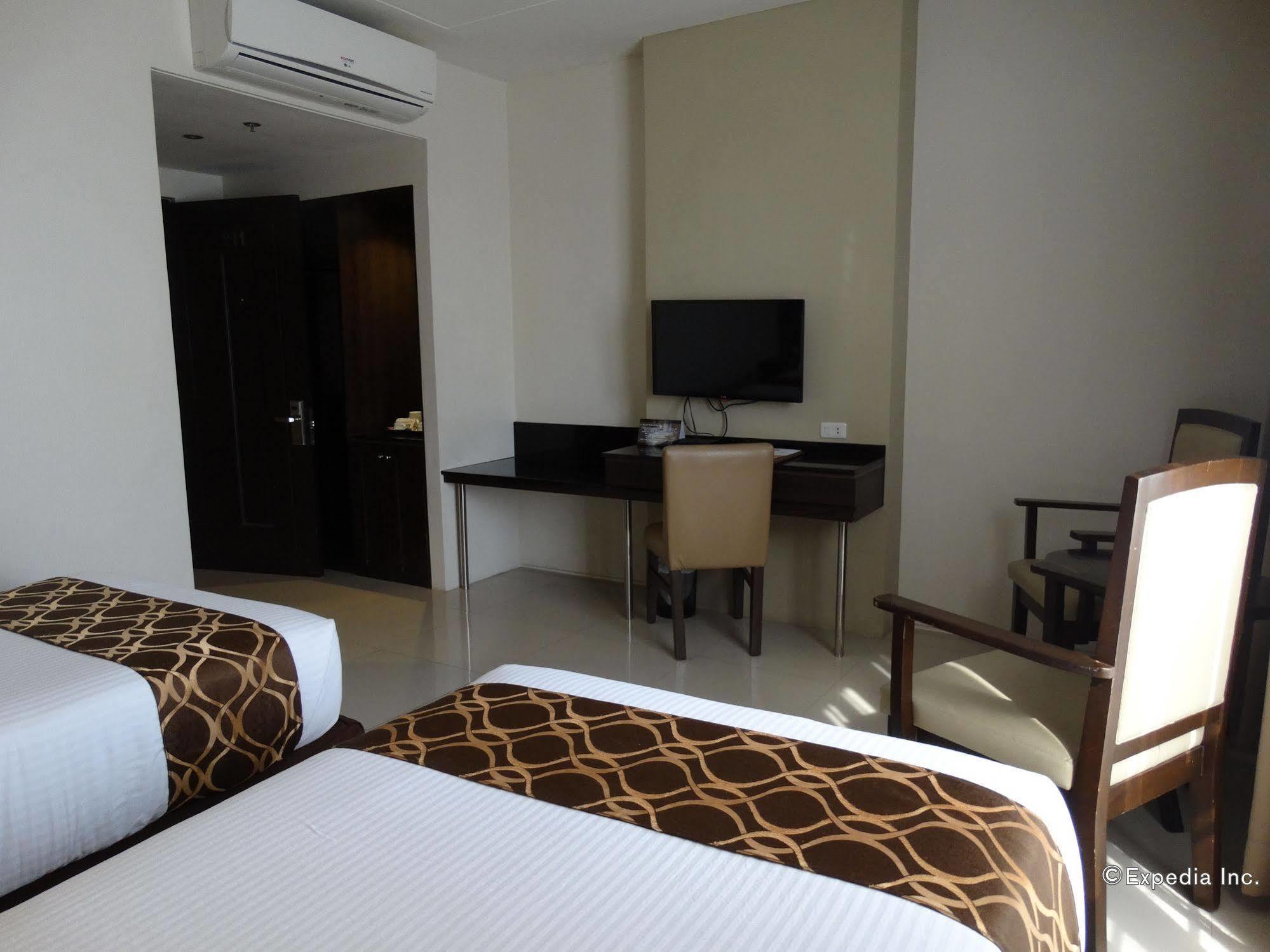 Infinity Suites Davao Zewnętrze zdjęcie