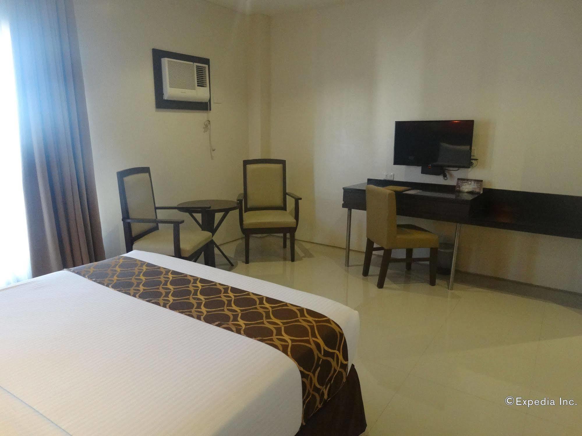 Infinity Suites Davao Zewnętrze zdjęcie