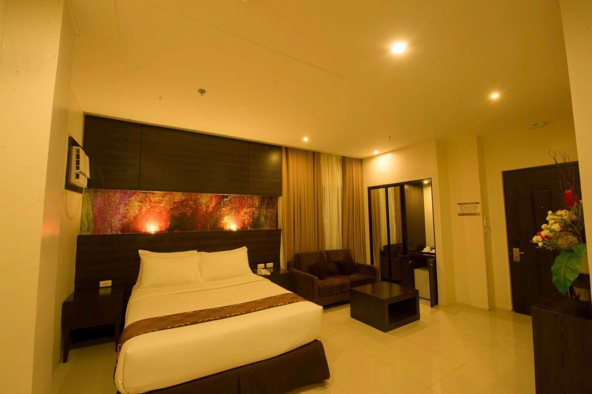Infinity Suites Davao Zewnętrze zdjęcie