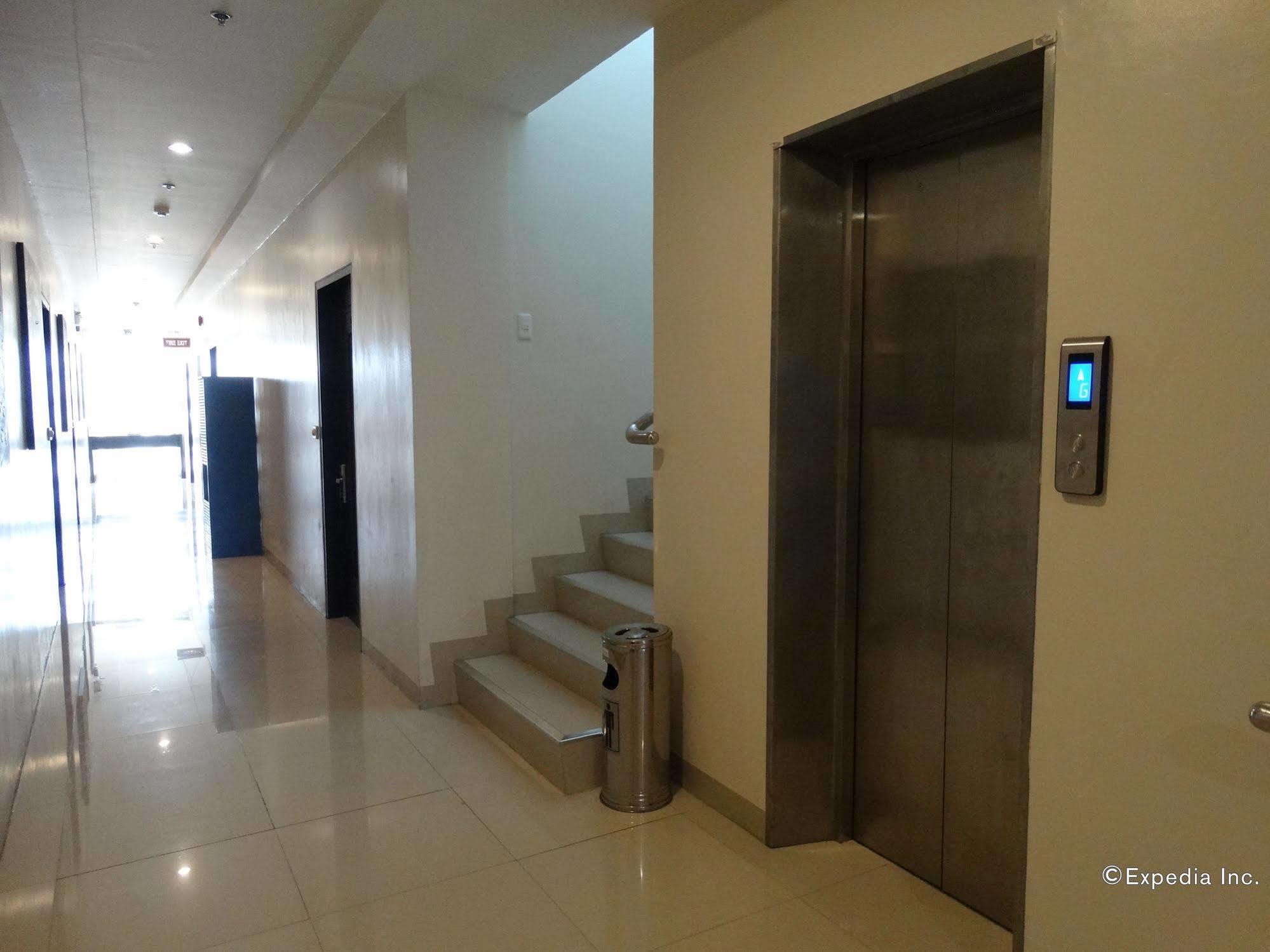 Infinity Suites Davao Zewnętrze zdjęcie